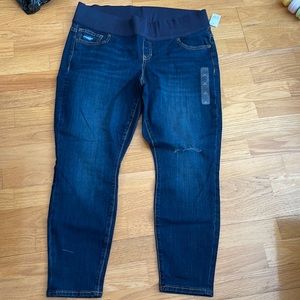NWT Gap Maternity jeans
